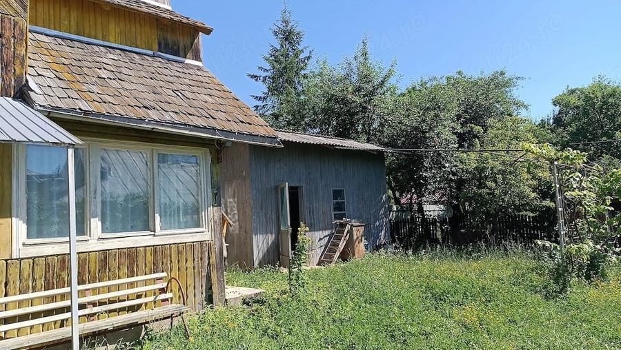 Teren de 10000 mp, în Ruginoasa