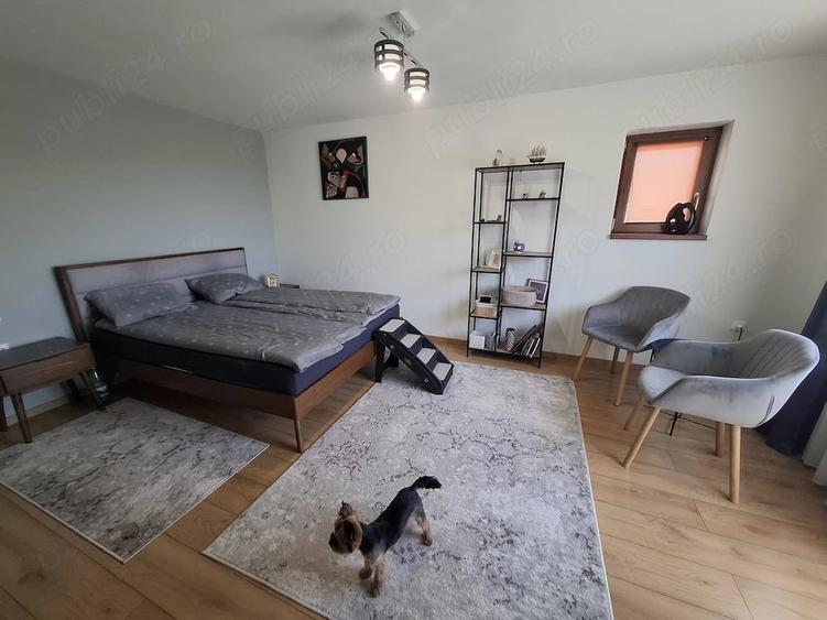 Casă cu 5 camere cu Teren 500 Mp în Mocira