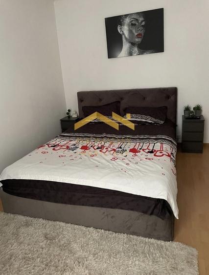Apartament cu 3 camere decomandat, mobilat în Aradului