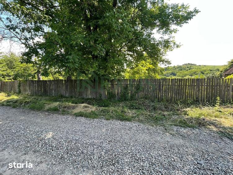 Casă cu 2 camere cu Teren 3200 Mp în Traian