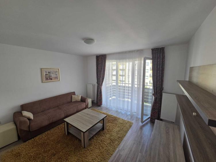 Apartament cu 2 camere decomandat în Avantgarden