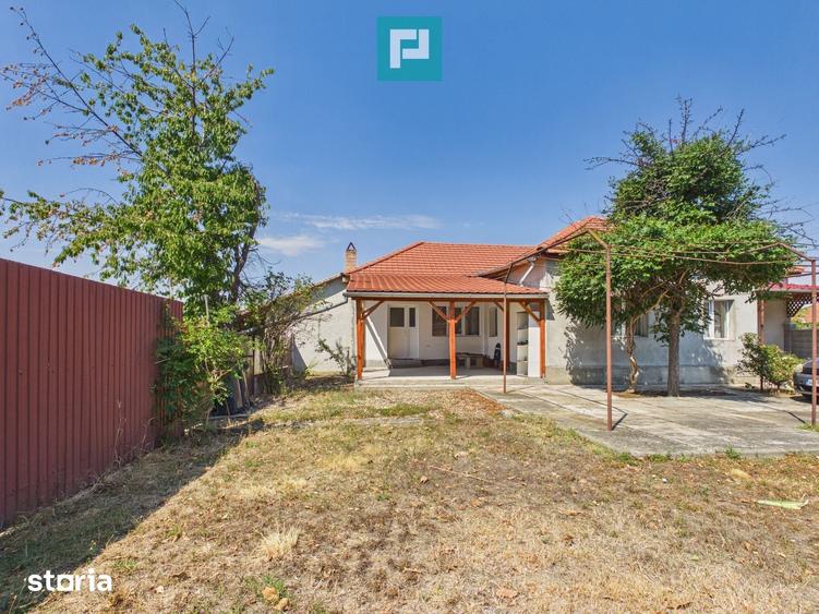 Casă cu 4 camere cu Teren 630 Mp în Central