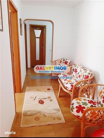 Apartament cu 4 camere semidecomandat în Drumul Taberei