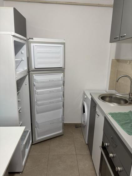 Garsonieră decomandată în Iași