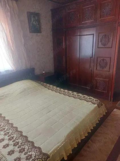 Casă cu 5 camere cu Teren 365 Mp în Central