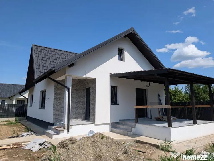 Casă cu 3 camere cu Teren 315 Mp în Central