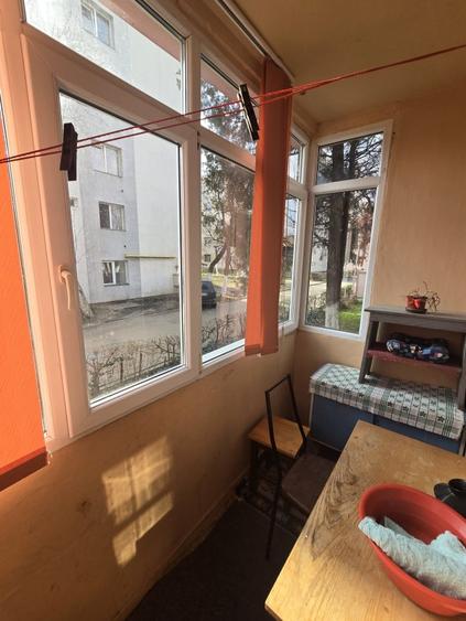 Apartament cu 2 camere decomandat, mobilat în Grădiște