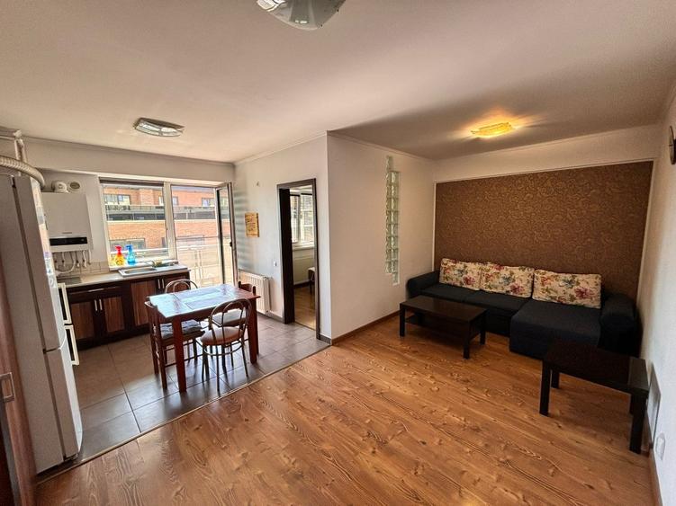 Apartament cu 2 camere decomandat în Central