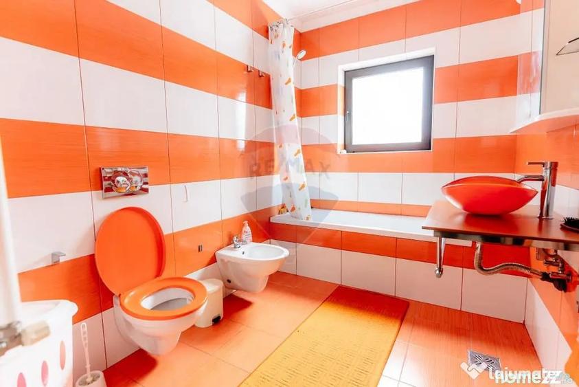 Casă cu 5 camere cu Teren 1240 Mp în Băbana
