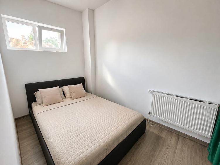 Apartament cu două camere zona Lunei - 1