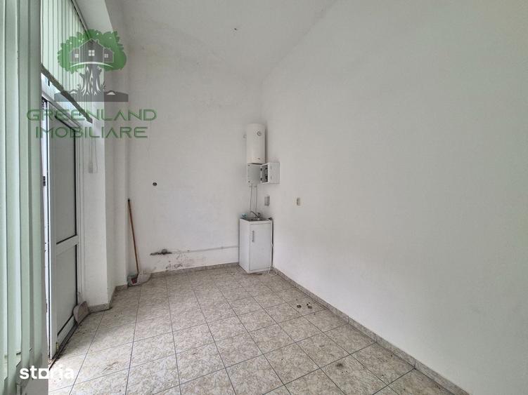 Spațiu comercial, de 10 mp, în Holboca