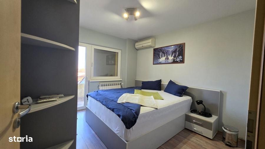 Apartament cu 4 camere decomandat în Complex Studențesc
