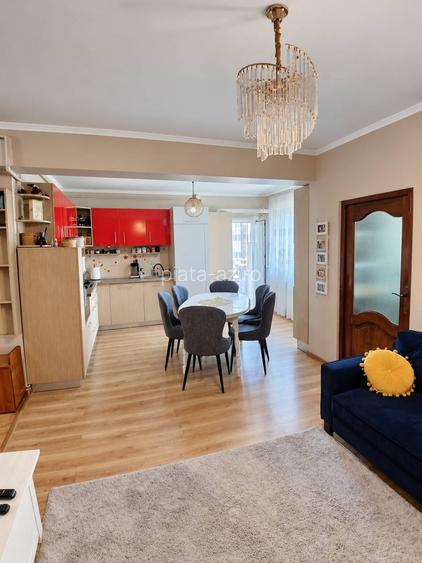 Apartament cu 4 camere, 85mp, etaj intermediar, finisat modern, mobilat si utilat, cu parcare si 2 b