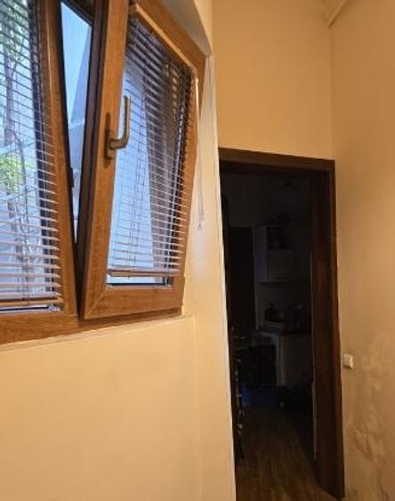 Apartament cu 3 camere decomandat în Moșilor