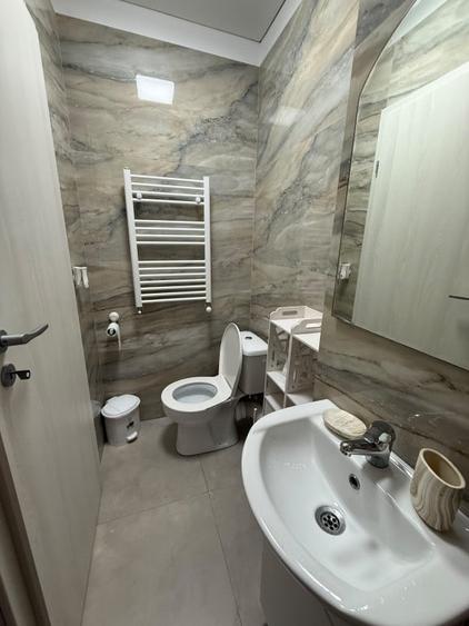 Apartament cu 3 camere semidecomandat în Chiajna