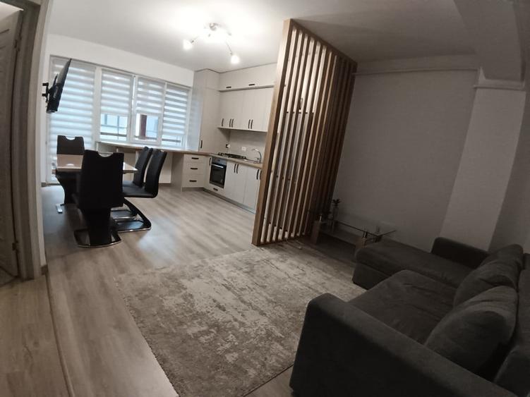 Apartament cu 2 camere semidecomandat în Central