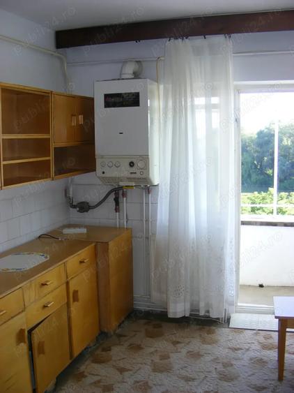 Apartament cu 4 camere decomandat în Lugoj