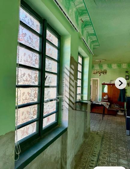 Casă cu Teren 1600 Mp în Central