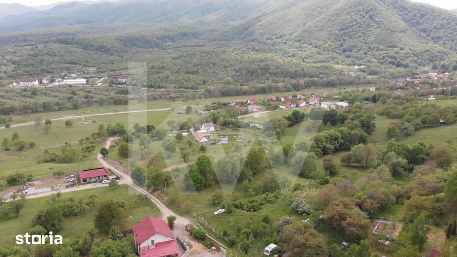 Teren de 855 mp, în Central