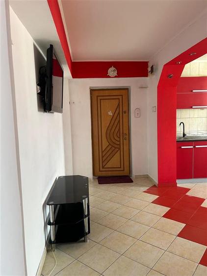 Apartament cu 2 camere decomandat în Buzaului