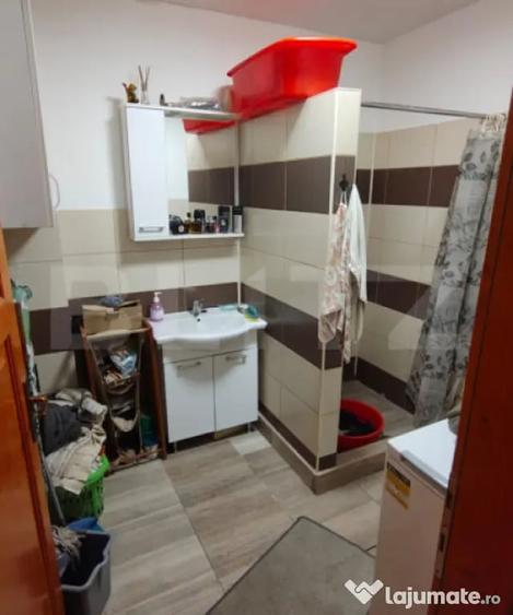 Casă cu 3 camere cu Teren 120 Mp în Central