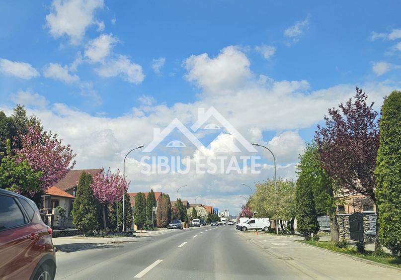 Casă individuală cu 5 camere cu Canalizare în Șelimbăr