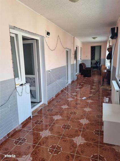 Casă cu 4 camere decomandat în Brânceni