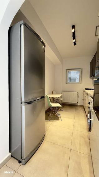 Apartament cu 3 camere semidecomandat în Ultracentral