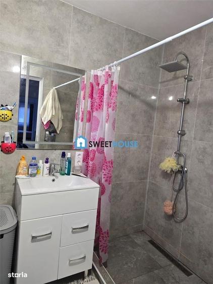 Casă cu 2 camere cu Teren 300 Mp în Central