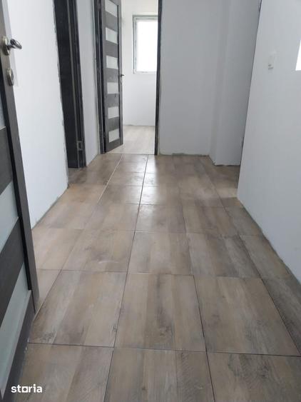 Casă cu 3 camere cu Teren 1354 Mp în Ghindeni