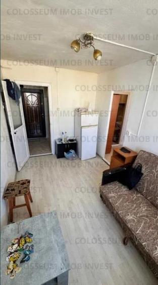 Apartament cu 2 camere semidecomandat în Tractorul