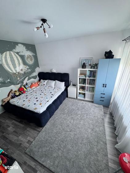 Casă cu 4 camere cu Teren 100 Mp în Central