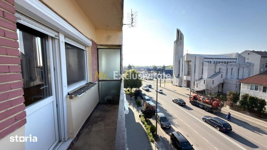 Apartament cu 2 camere decomandat, mobilat în Central
