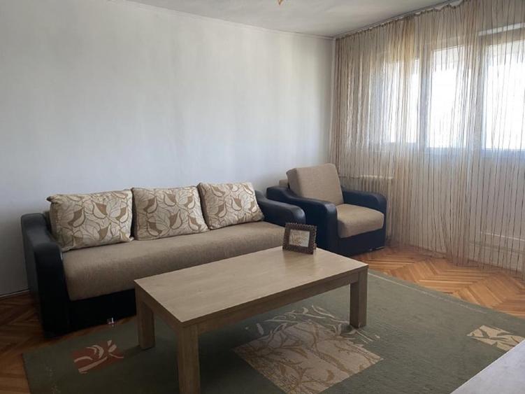 Apartament cu 2 camere decomandat în Nufărul