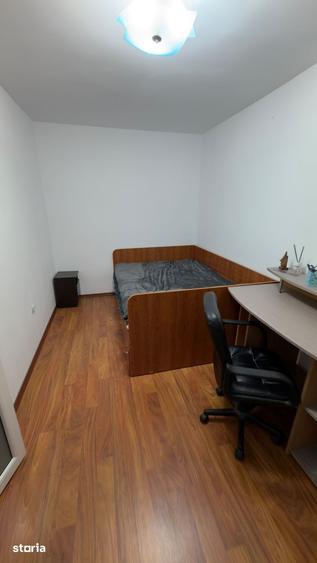 Apartament cu 2 camere în Micro 6