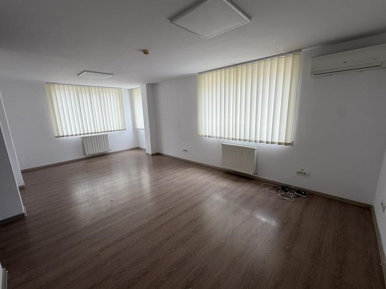 Birou, de 800 mp, în Grivița