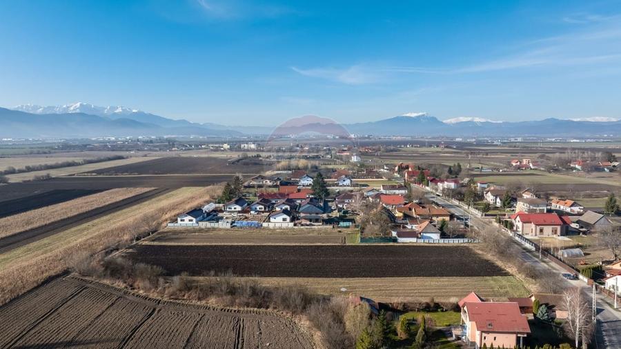 Teren Construcții intravilan de 9000 mp, în Stupini