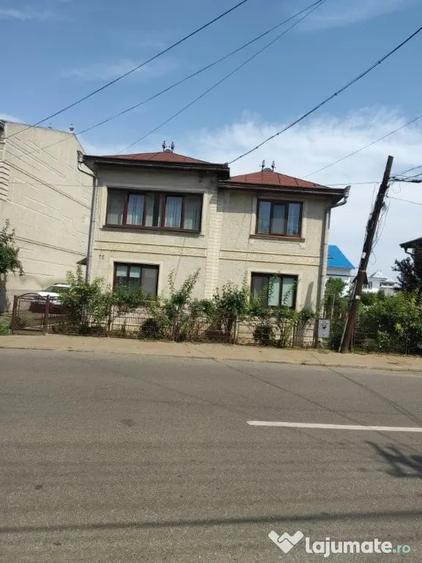 Casă cu 4 camere cu Teren 350 Mp în Central
