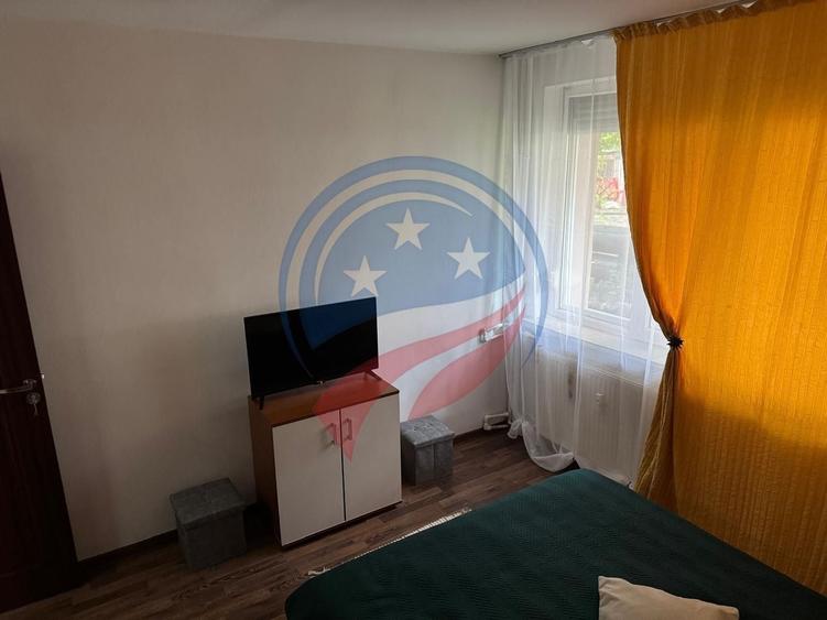 APARTAMENT 2 CAMERE , PARTER. ZONA SCOALA 22 - 8