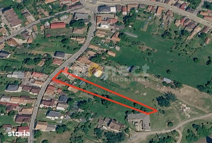 Casă cu 1 camere cu Teren 2120 Mp în Gilău