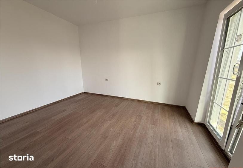 Casă cu 3 camere cu Teren 350 Mp în Sud