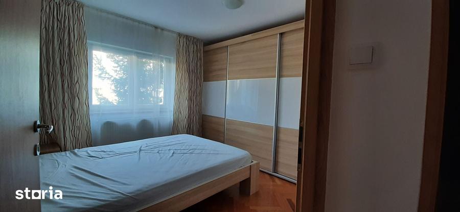 Apartament cu 3 camere în Central