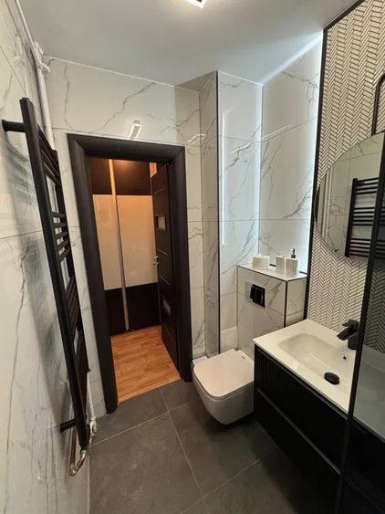 Apartament cu 2 camere semidecomandat, mobilat în Baba Novac