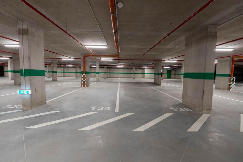 Apartament cu 2 camere semidecomandat în Cetății