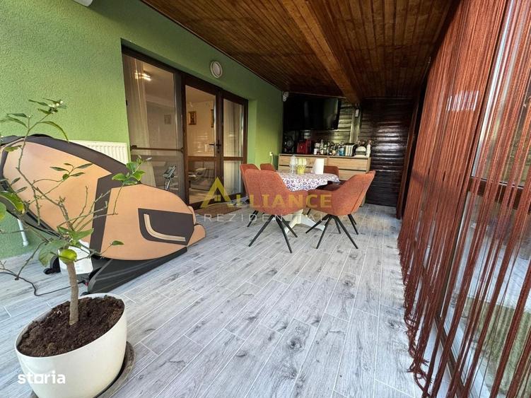 Casă cu 4 camere în Cățelu