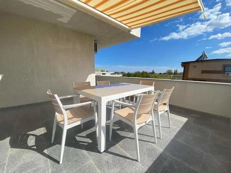 Apartament cu 2 camere semidecomandat în Năvodari Tabără