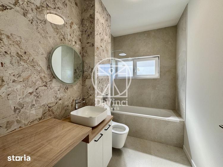 Apartament cu 4 camere în Cristian