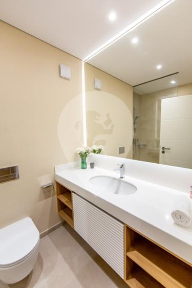 Apartament cu 3 camere decomandat, mobilat în Centrul Istoric