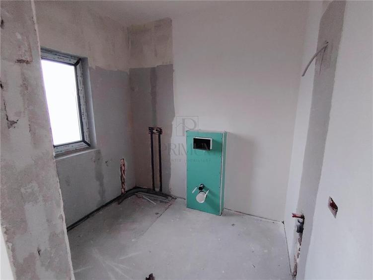 Duplex cu 4 camere cu Canalizare în Moșnița Veche