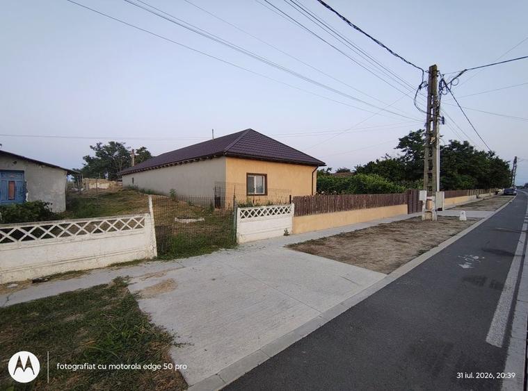 Teren intravilan la strada principala in com. Corbu - 4